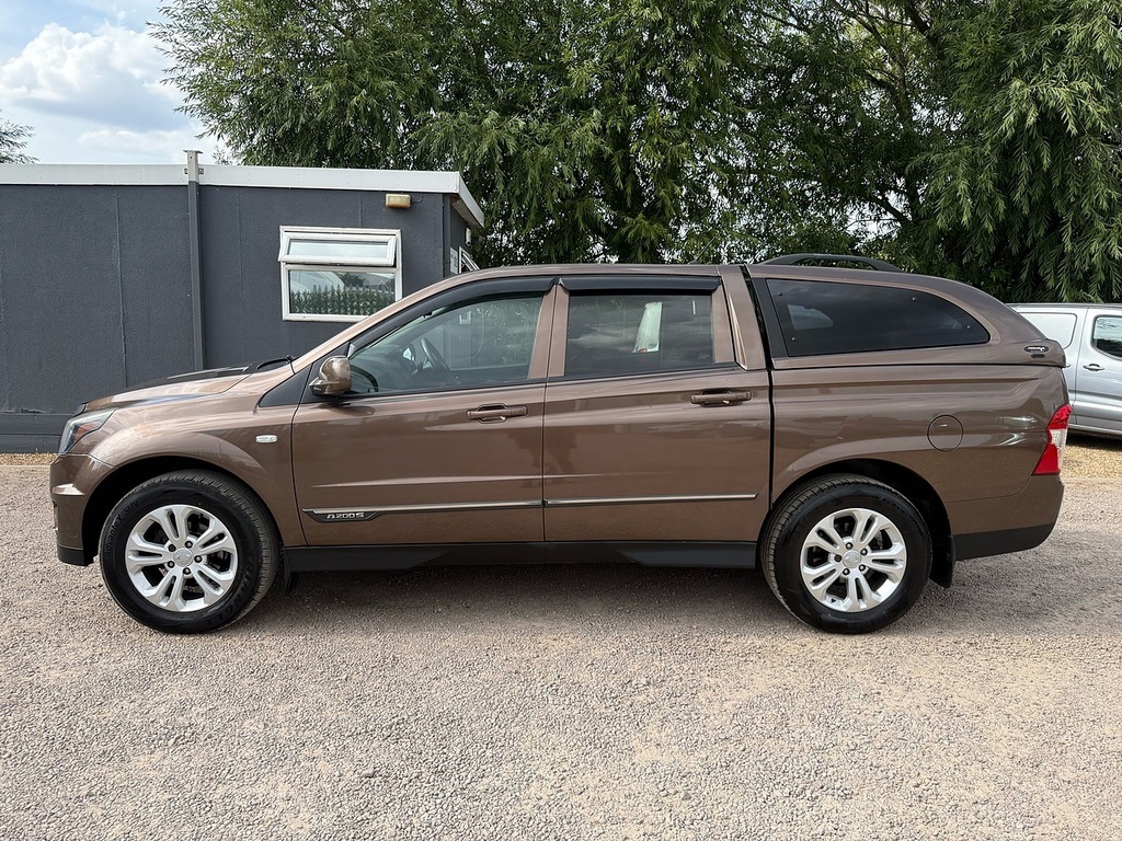 SsangYong Korando Sports D Ex Brown #6