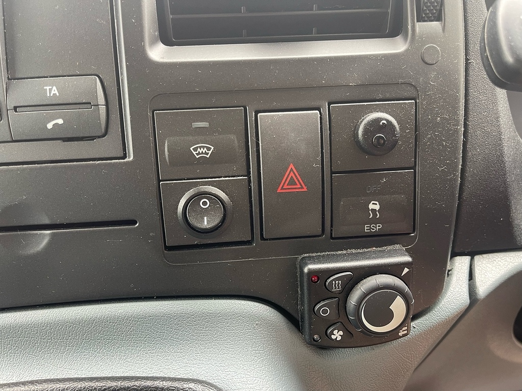 Ford Transit Custom 2.2L Null White #14