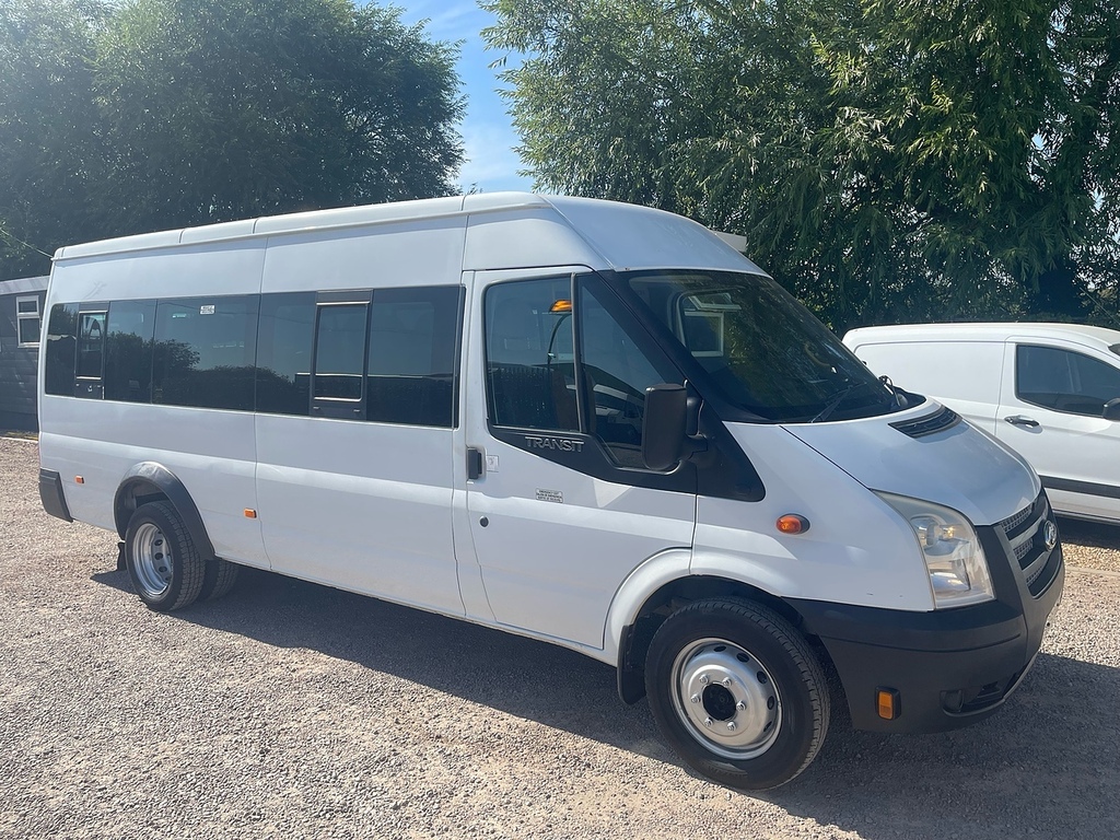 Ford Transit Custom Tdci 430 2.2 L4 Xlwb Minibus - 17 Seats White