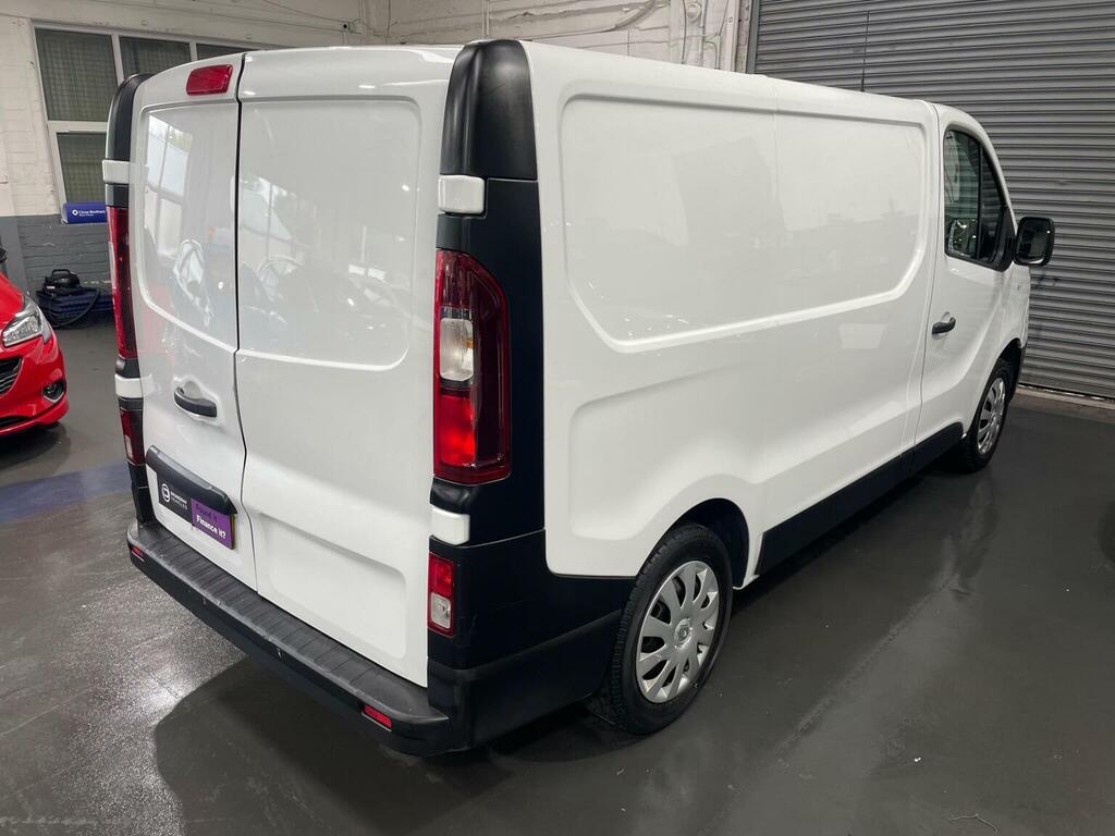 Renault Trafic 1.6 Sl27 Dci 120 Sport Nav Euro 6 2018 Black #12
