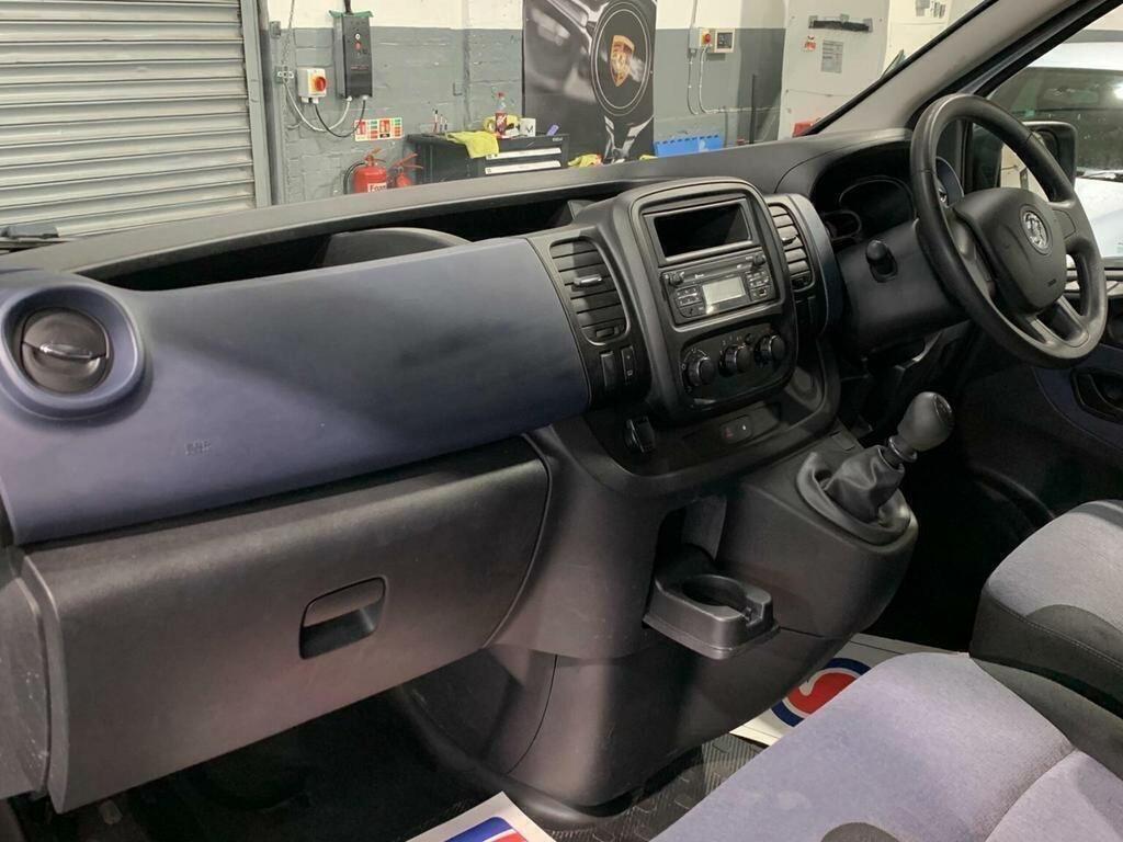 Vauxhall Vivaro 2900 1.6Cdti Biturbo 125Ps Sportive H1 Van Black #19