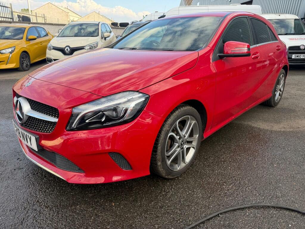 Mercedes-Benz A Class Hatchback 1.5 A180d Sport Edition Euro 6 Ss Red #2