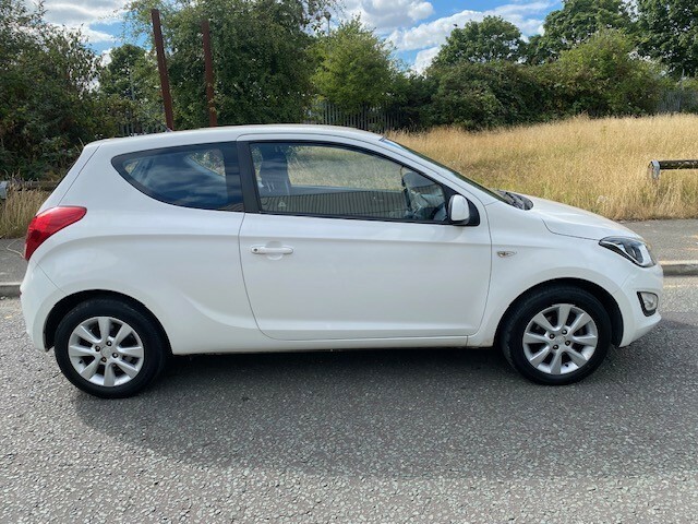 Hyundai I20 1.2 Active White #3