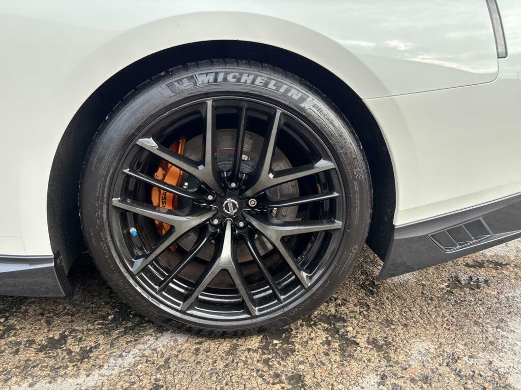 Nissan GT-R 2018 3.8 V6 Prestige Coupe 4Wd Eur Black #67