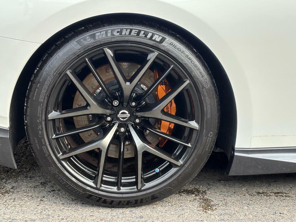 Nissan GT-R 2018 3.8 V6 Prestige Coupe 4Wd Eur Black #69