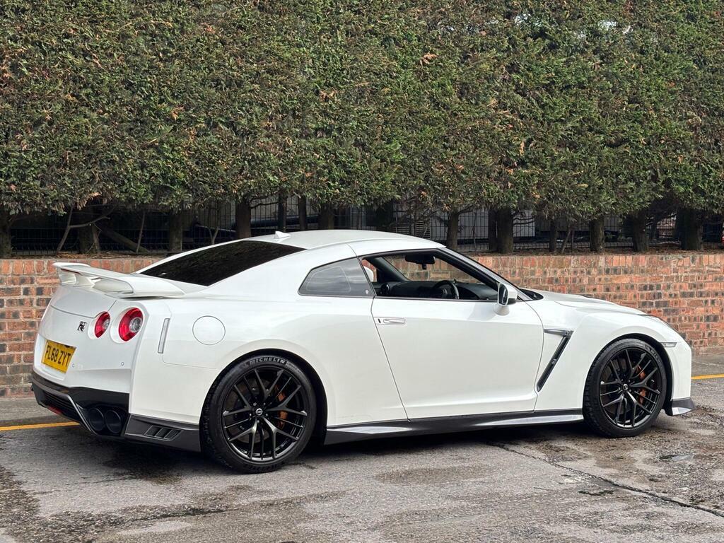 Nissan GT-R 2018 3.8 V6 Prestige Coupe 4Wd Eur Black #51