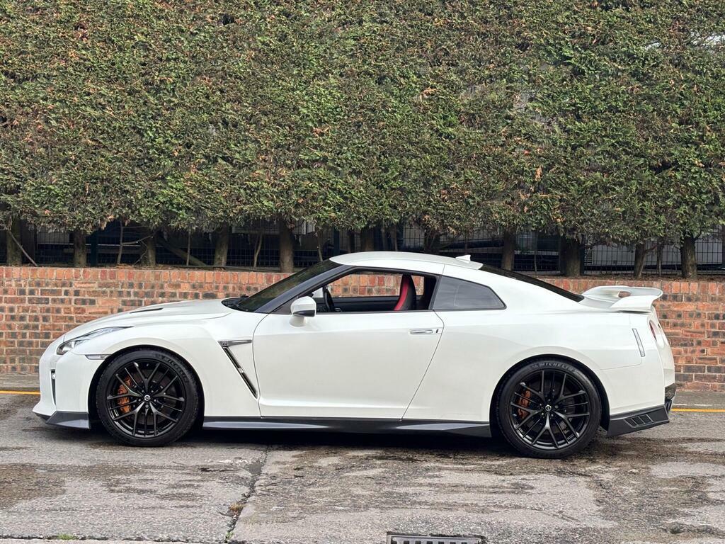 Nissan GT-R 2018 3.8 V6 Prestige Coupe 4Wd Eur Black #41