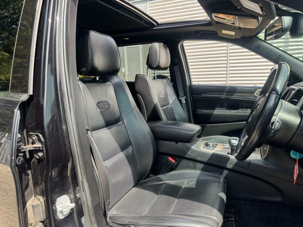 Jeep Grand Cherokee Grand Cherokee Overland Crd Black #18