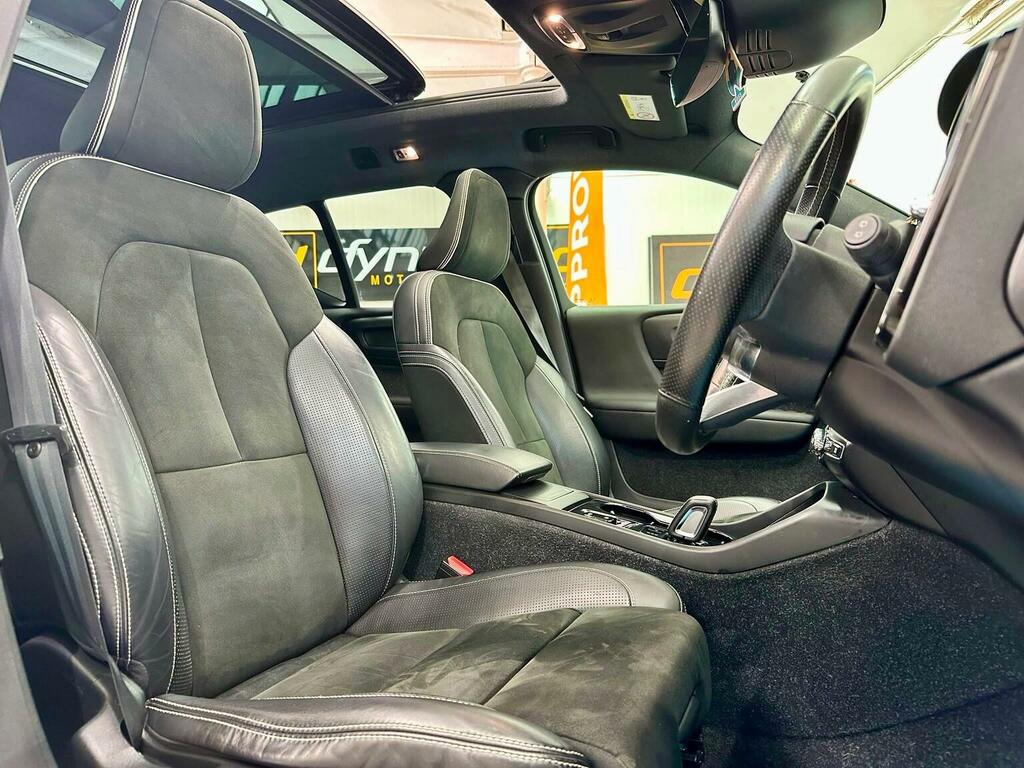 Volvo XC40 2.0 D4 R-design Pro Awd Euro 6 Ss White #6