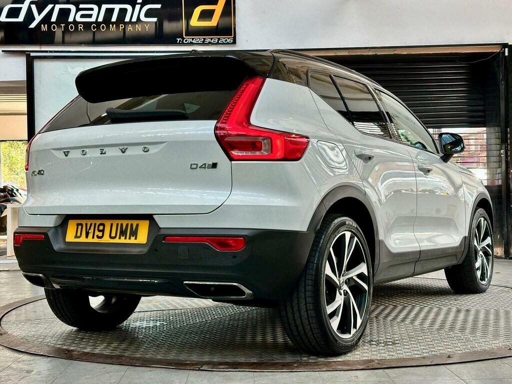 Volvo XC40 2.0 D4 R-design Pro Awd Euro 6 Ss White #3