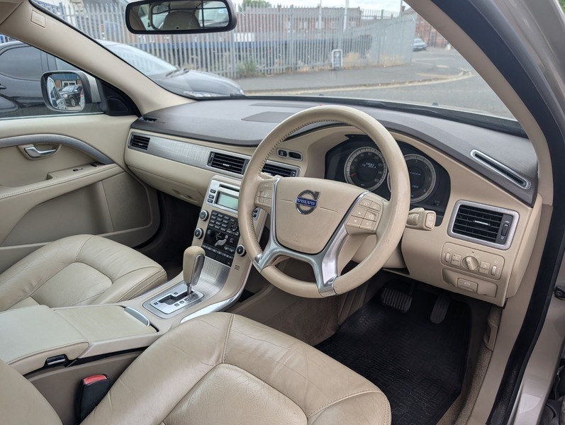 Volvo XC70 2.4 D5 Se Lux Estate Geartronic Awd Eur Black #18