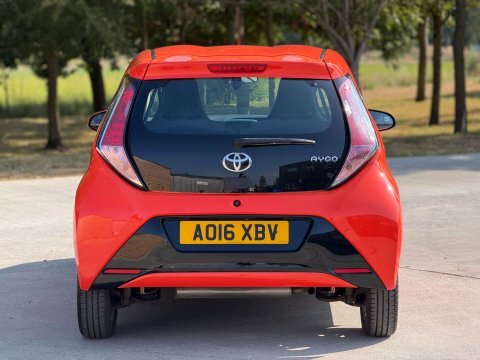 Toyota Aygo X X-play Red #14