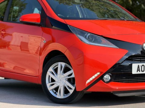 Toyota Aygo X X-play Red #17