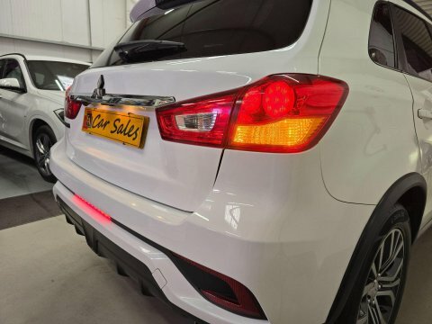 Mitsubishi ASX Mitsubishi 1.6 Juro Estate White #49