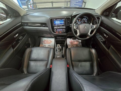 Mitsubishi Outlander 2016 66 2.0H Black #3