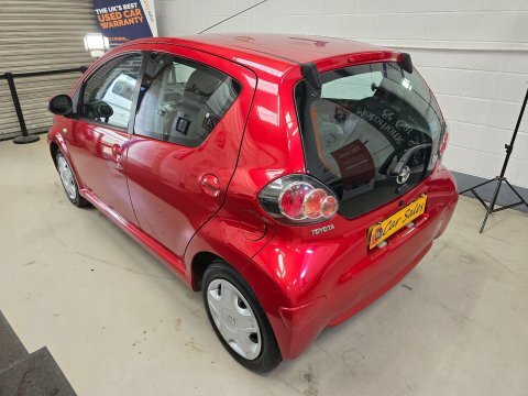 Toyota Aygo 2011 61 1.0 Red #5