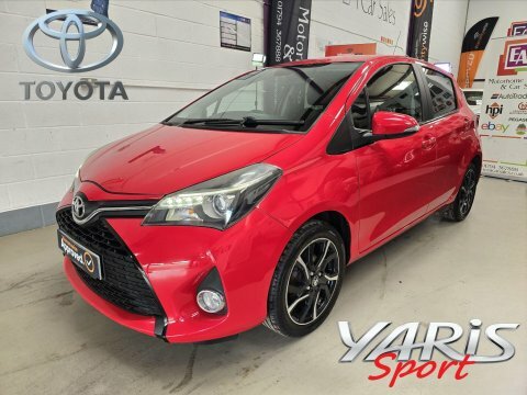 Toyota Yaris 2015 65 1.33 Red