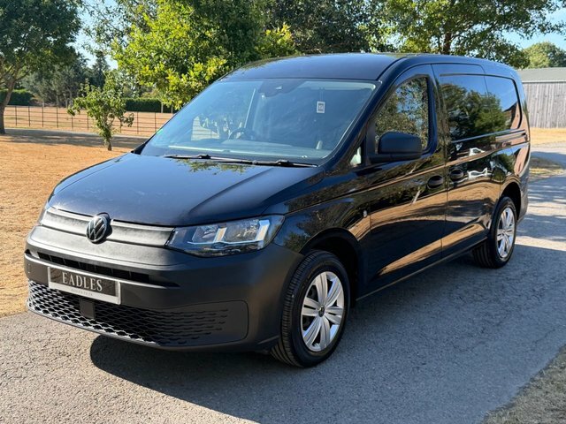 Volkswagen Caddy Maxi Mpv Black #2