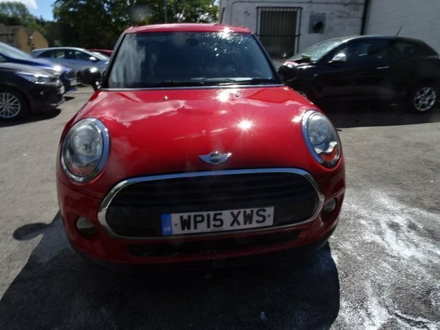 Mini Hatch 1.5L One D Red #2