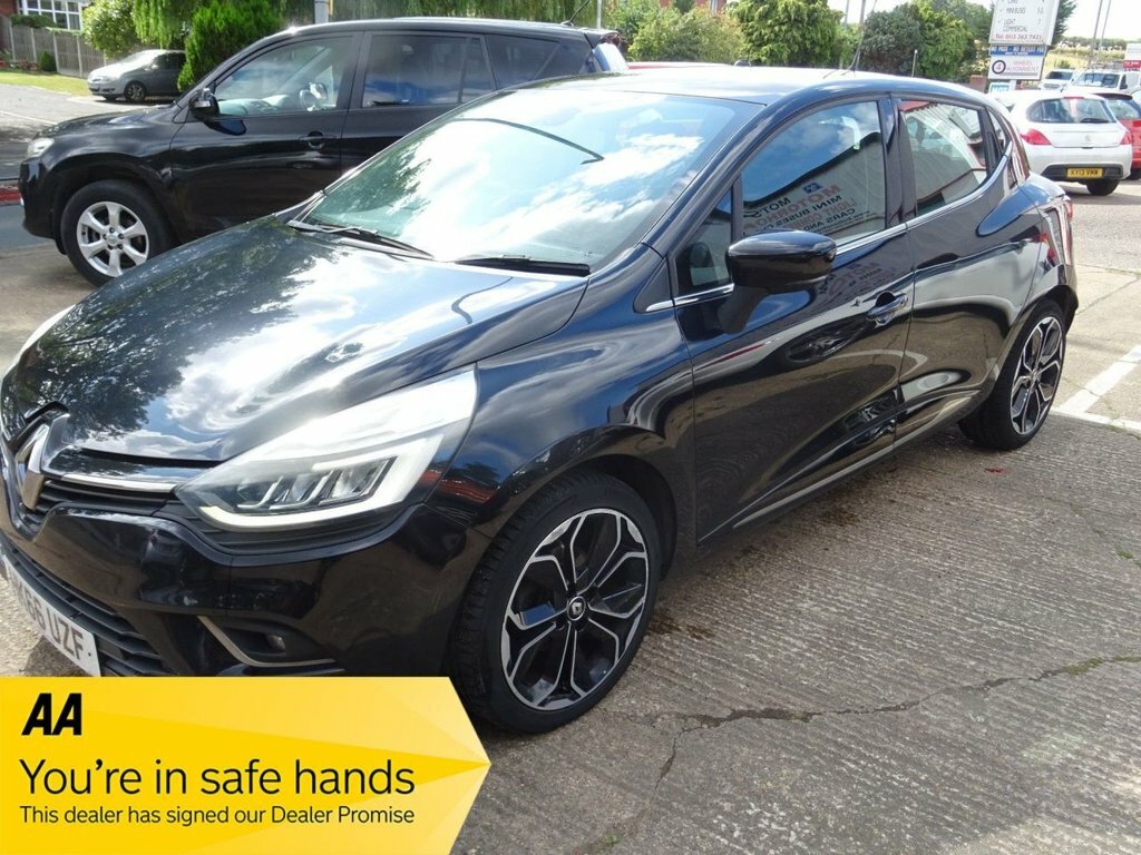 Renault Clio 1.5L Dynamique S Nav HK66UZF Black