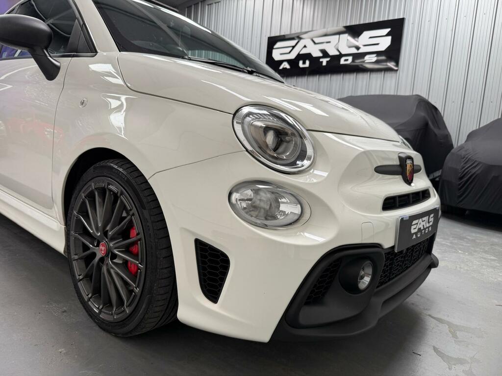 Abarth 595 1.4 T-jet Competizione Hatchback White #4
