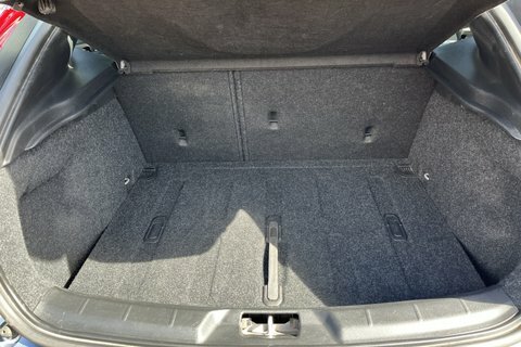 Volvo V40 Cross Country Hatchback Blue #26