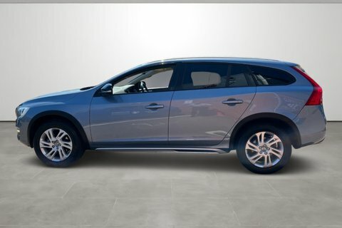 Volvo V60 Cross Country D4 190 Cross Blue #4