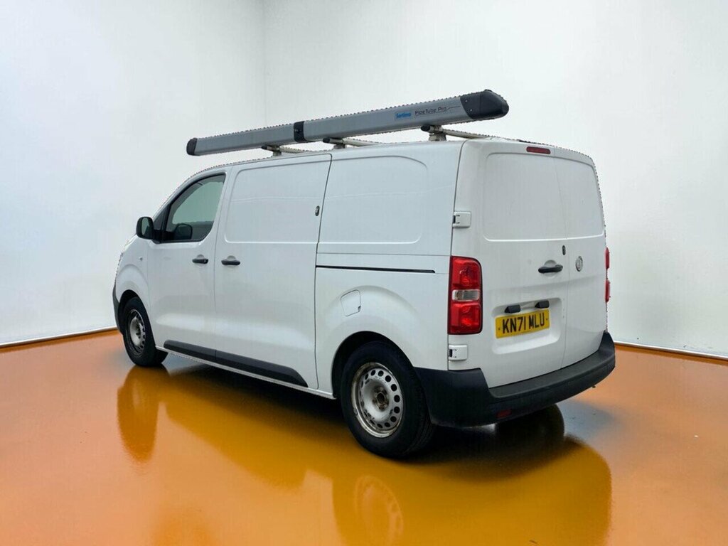 Vauxhall Vivaro Turbo D 2700 Dynamic U3182 Ulez White #4