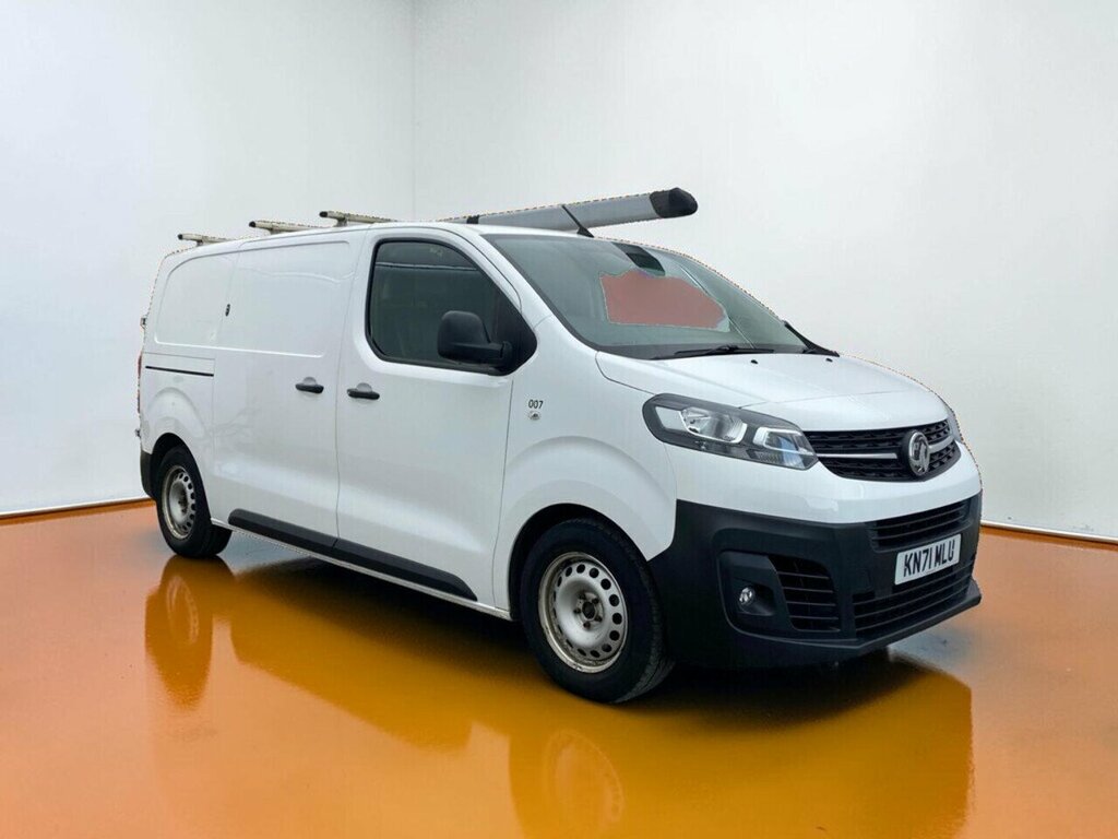 Vauxhall Vivaro Turbo D 2700 Dynamic U3182 Ulez White