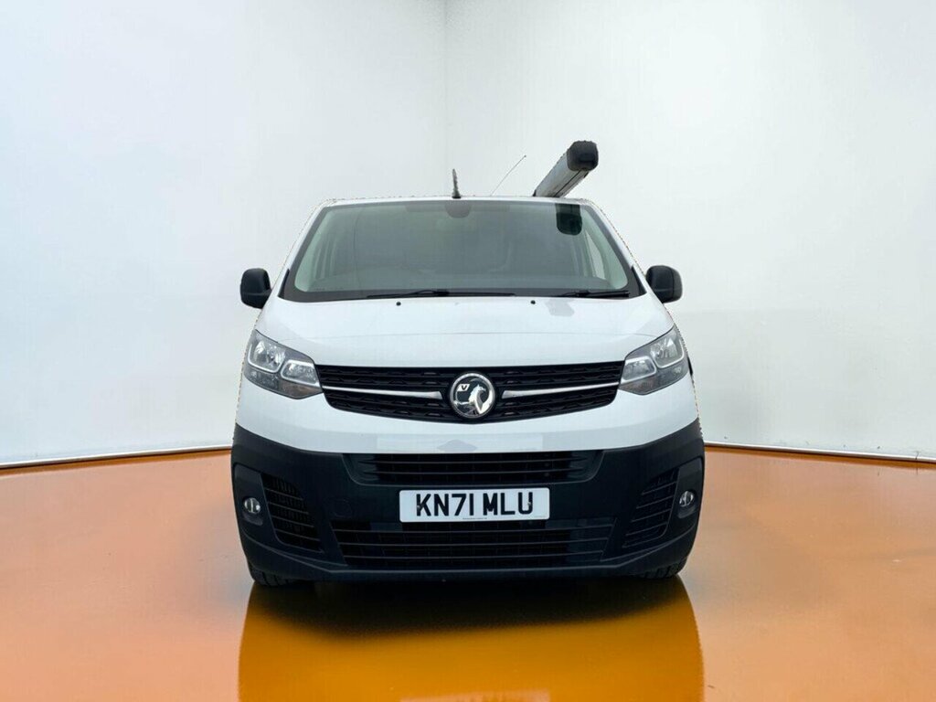 Vauxhall Vivaro Turbo D 2700 Dynamic U3182 Ulez White #2