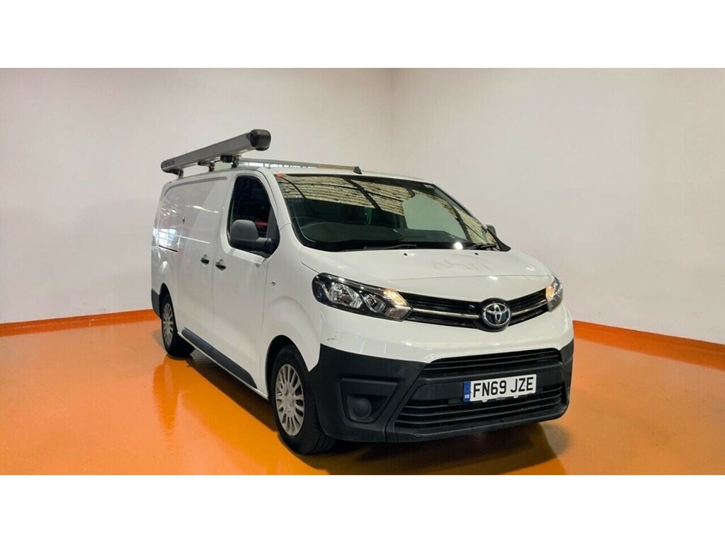 Toyota PROACE D Icon U3196 Ulez White