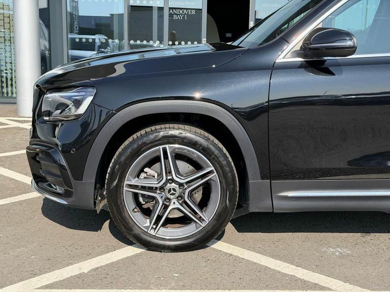 Mercedes-Benz GLB Class Glb 200 Amg Line Premium 7 Seats Black #6