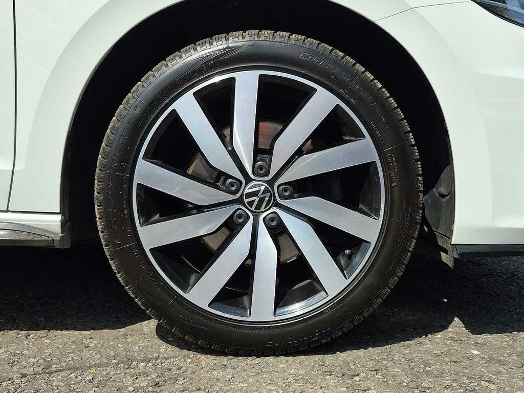 Volkswagen Touran R-line 1.5 Tsi 150Ps 7-Speed Dsg White #5