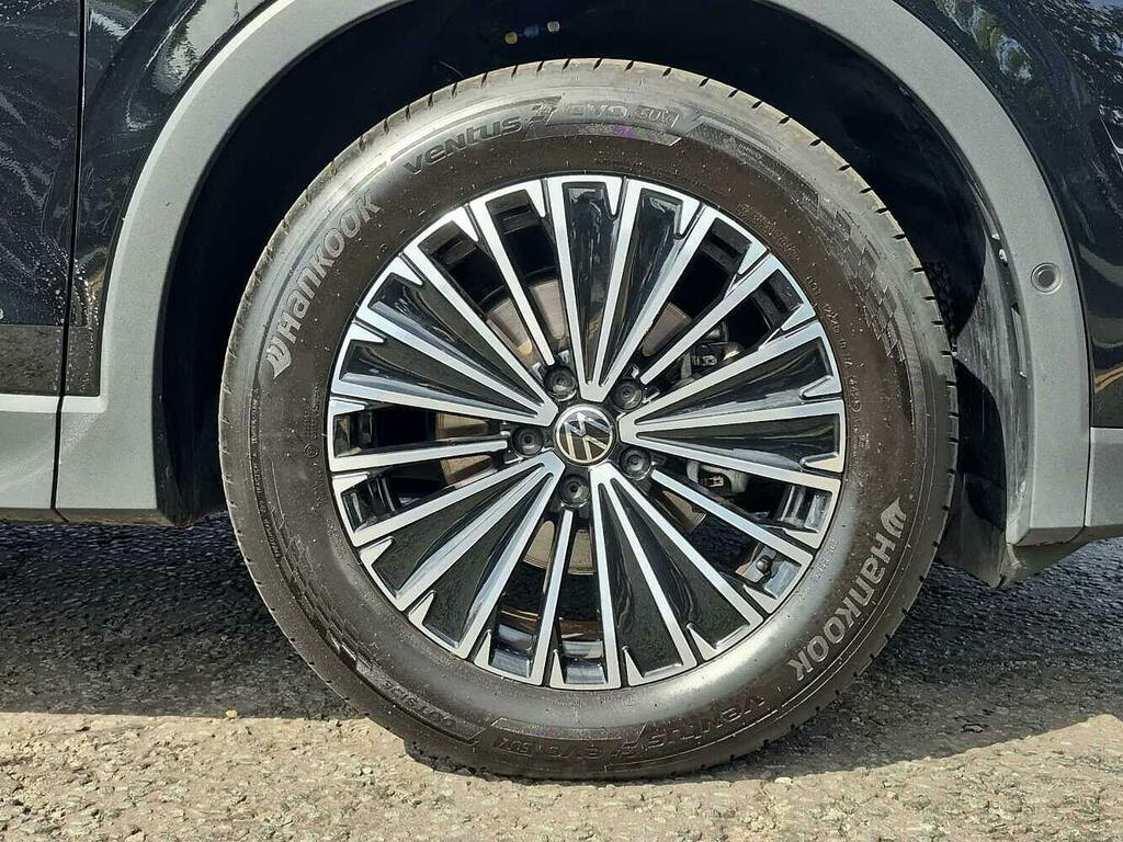 Volkswagen Tiguan Match 1.5 Etsi 150 Ps 7-Speed Dsg PF75NJO Black #5