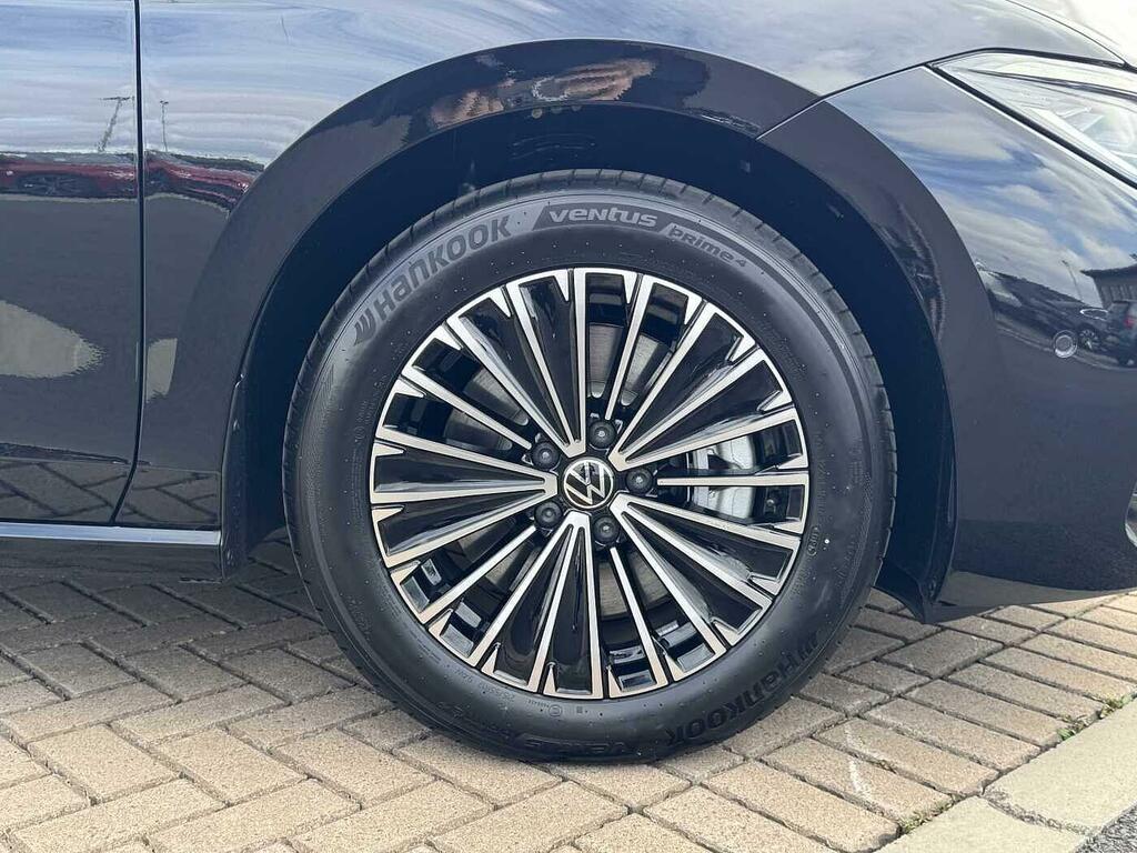 Volkswagen Passat 1.5 Tsi Ehybrid Elegance Dsg Black #5