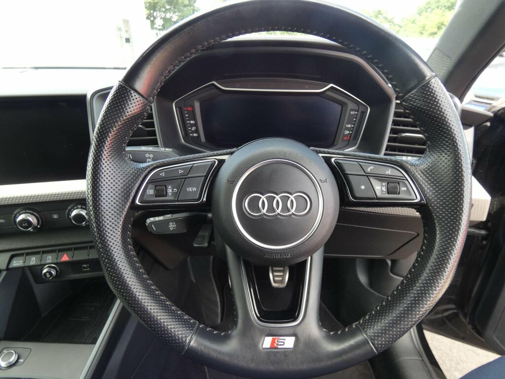Audi A1 S Line Contrast Edition 35 Tfsi 150 Ps S Tronic Yellow #20