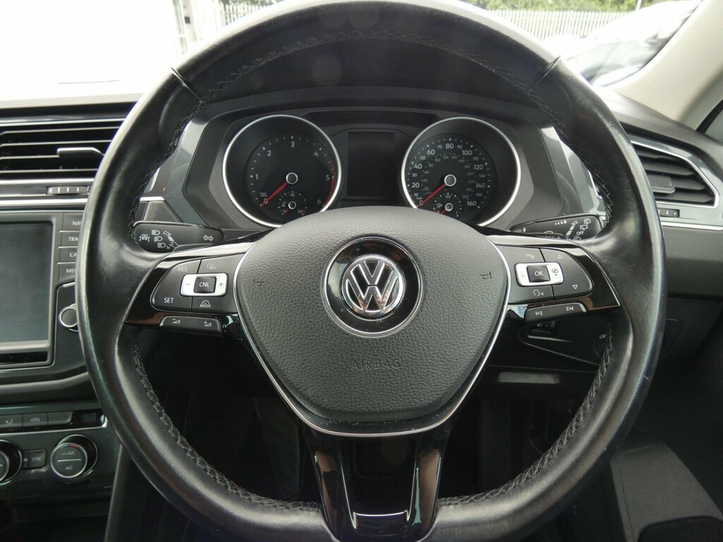Volkswagen Tiguan Tdi Bluemotion Tech Match Grey #23