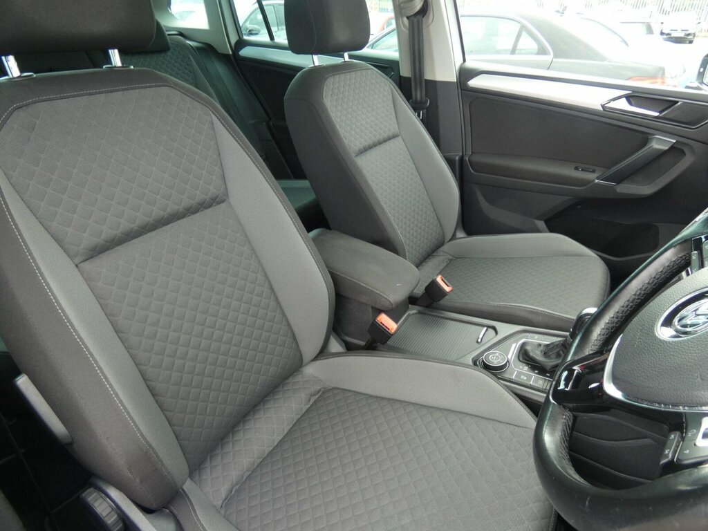 Volkswagen Tiguan Tdi Bluemotion Tech Match Grey #20