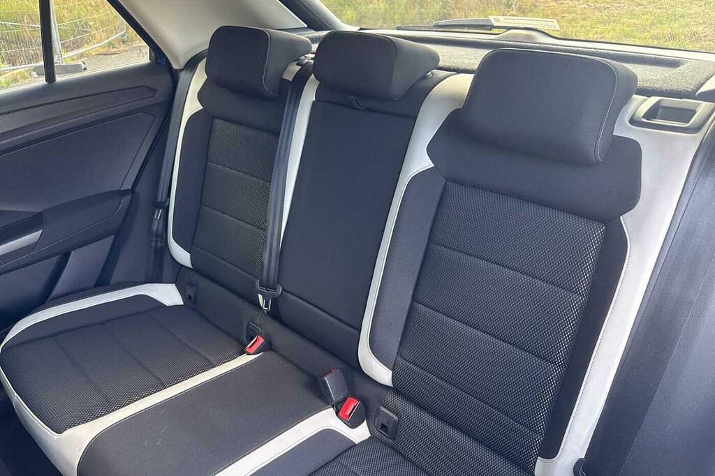 Volkswagen T-Roc 1.5L Se Black #9