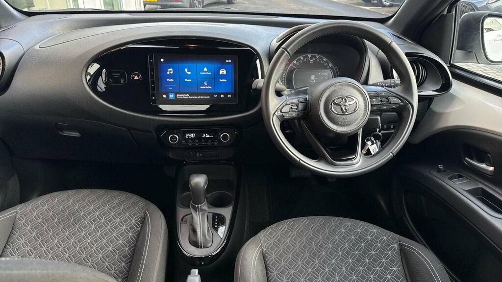 Toyota Aygo X 1.0 Vvt-i Edge X-shift Euro 6 Ss White #5