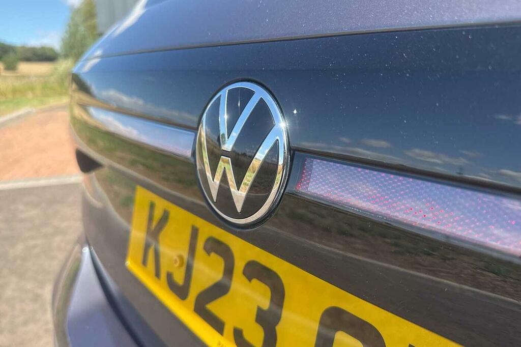 Volkswagen T-Cross Sel White #35