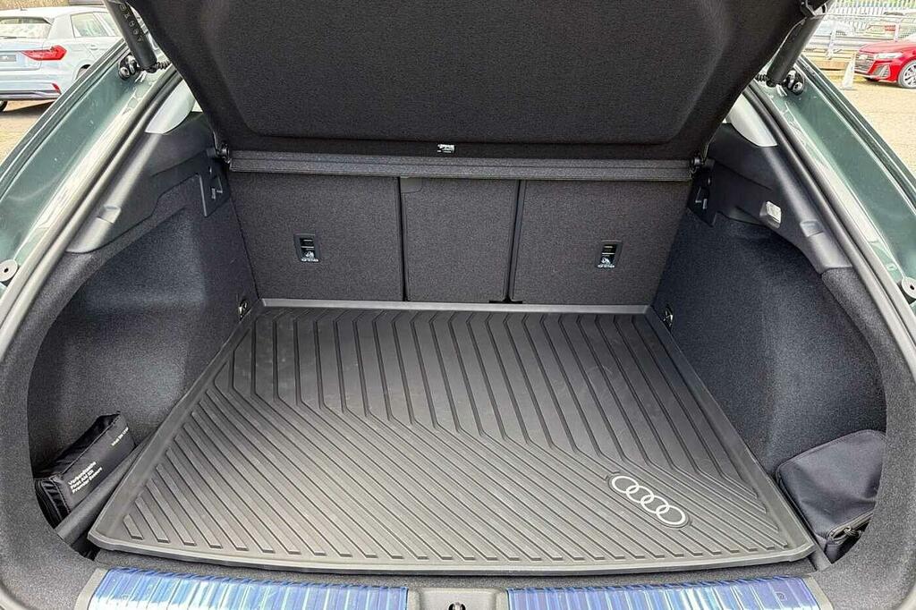 Audi Q3 1.5 Tfsi S Line S Tronic Black #9