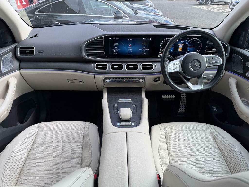 Mercedes-Benz GLS Class Gls 400 Amg Line Premium Executive D 4Matic Black #25
