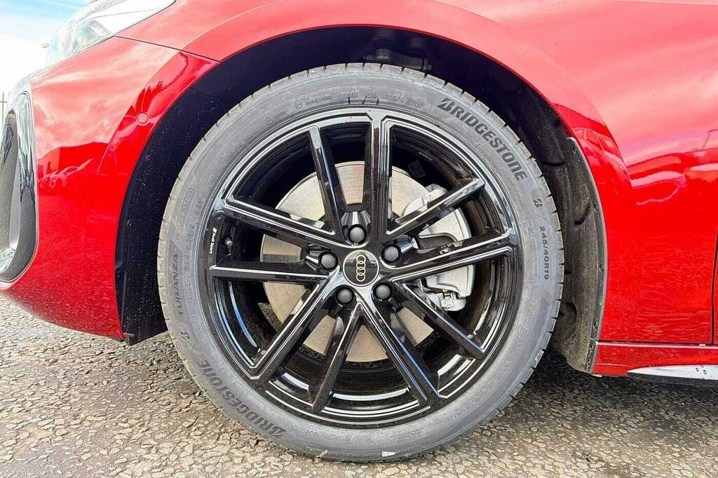 Audi A5 Black Edition E-hybrid Quattro 299 Ps S Tronic Red #5