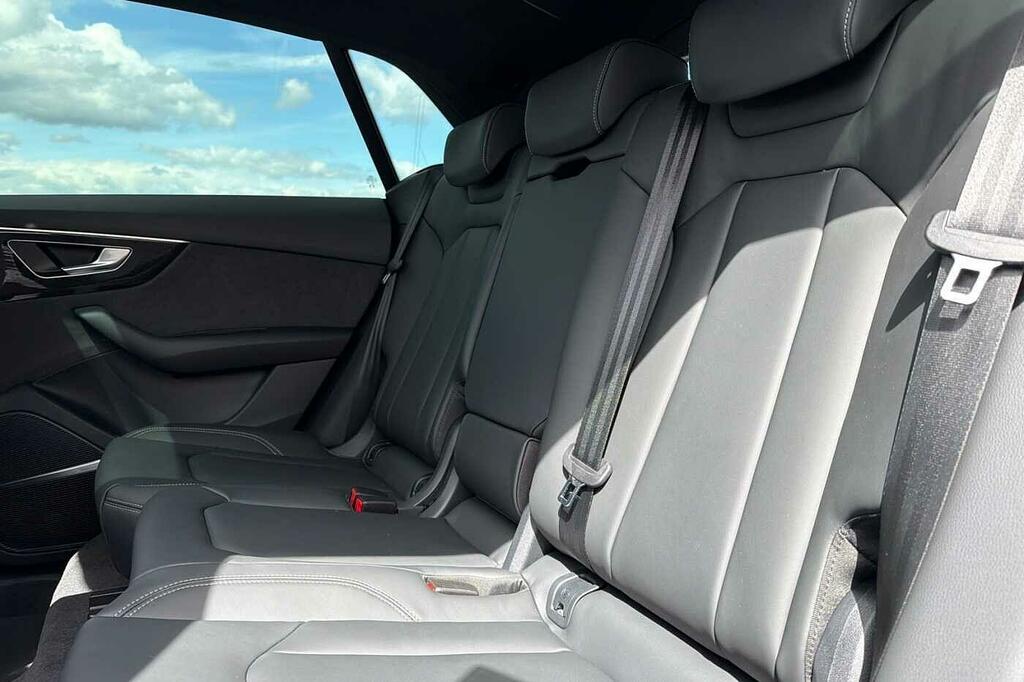 Audi Q8 Q8 3.0 Tdi Quattro 286 S Line Tiptronic Black #21