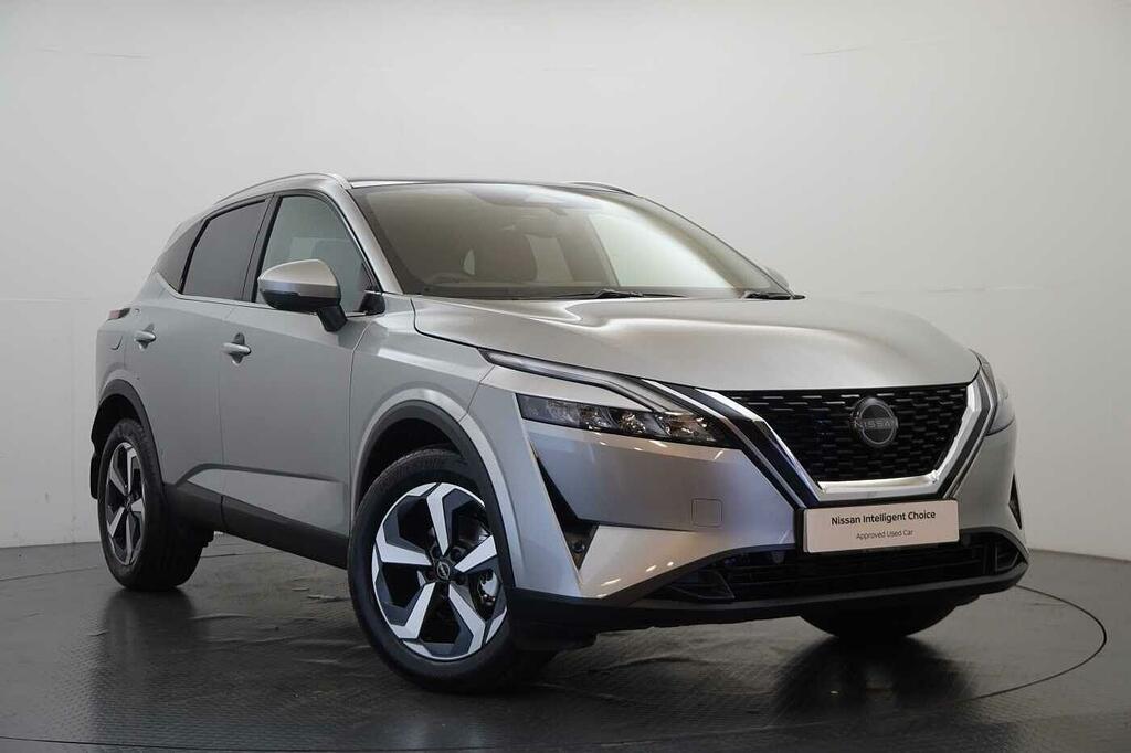 Nissan Qashqai 1.3 Dig-t Mh 158 N-connecta X-tronic With Gla Silver
