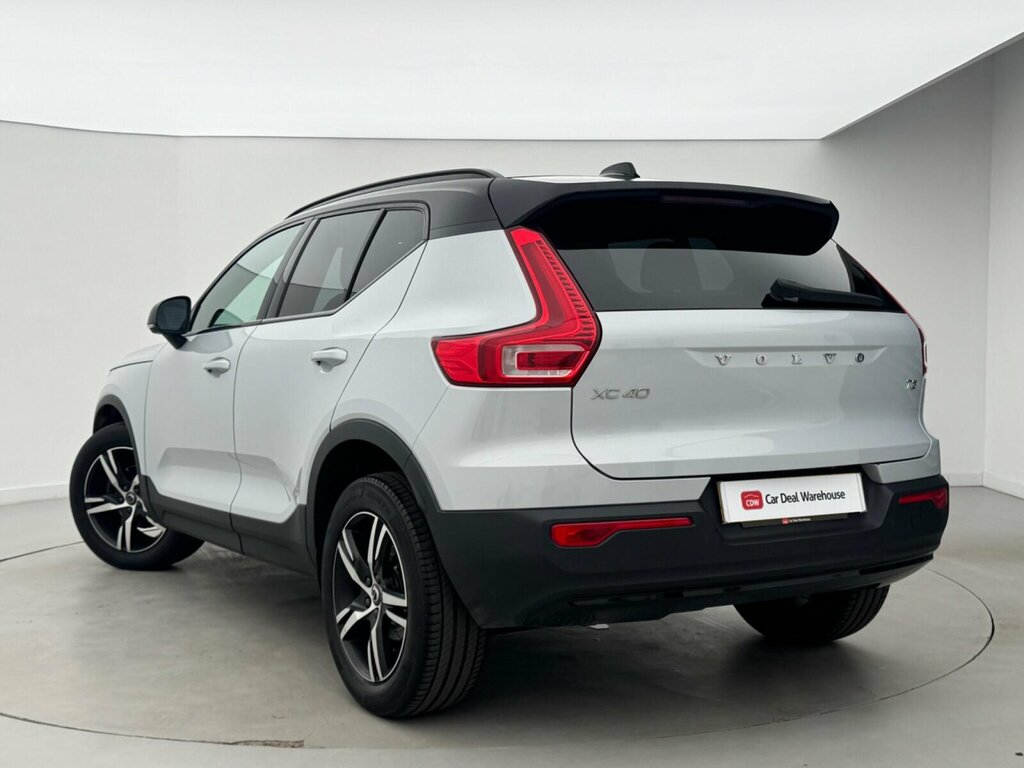 Volvo XC40 1.5 T3 R-design Euro 6 Ss Silver #3