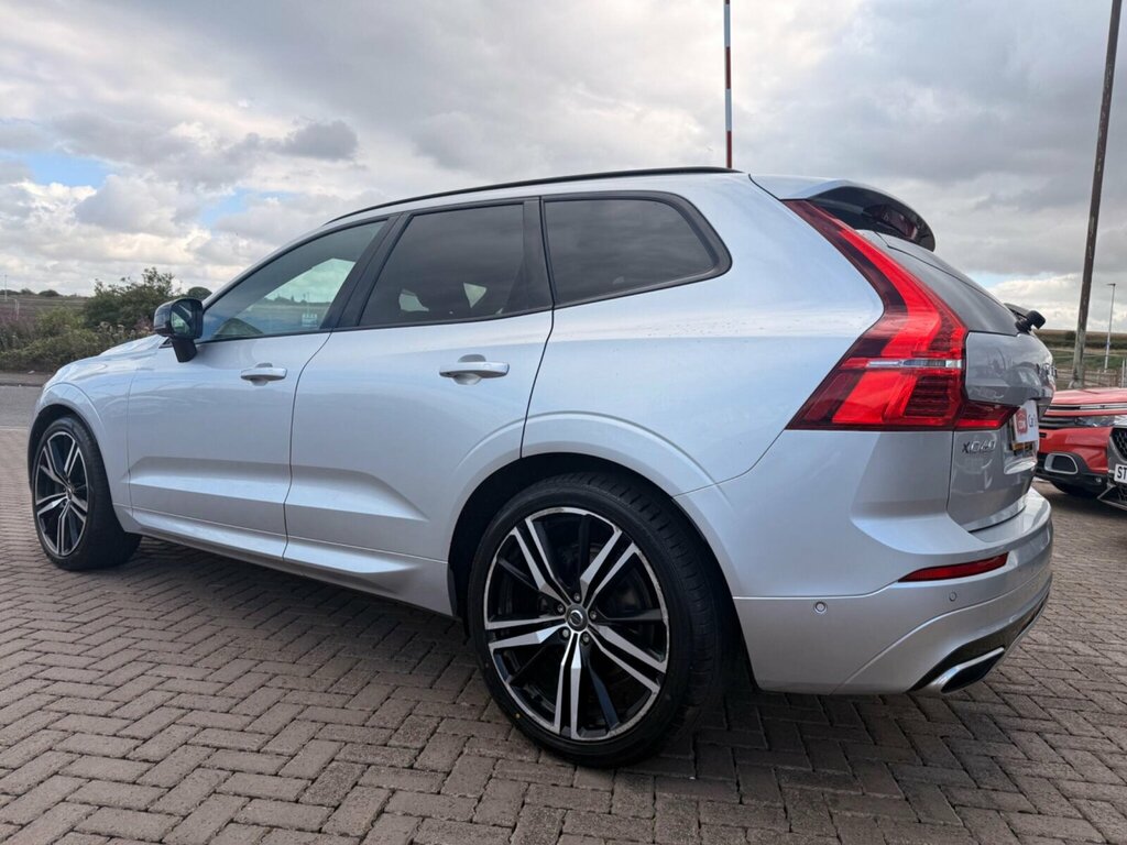 Volvo XC60 R-design, B5 Awd Mild Hybrid Silver #10