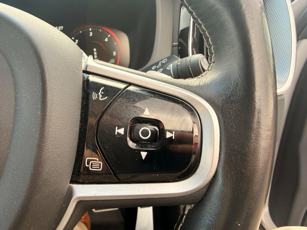 Volvo XC60 R-design, B5 Awd Mild Hybrid Silver #23