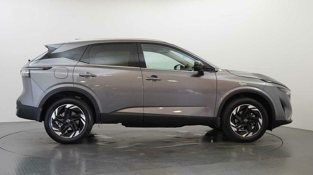 Nissan Qashqai 1.3 Dig-t Mh 140 N-connecta With Glass Roof Pack Grey #6
